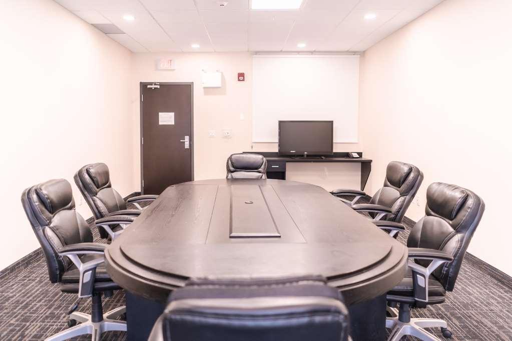 Eod Surestay Plus By Best Western Leduc Edmonton Airport Facilidades foto